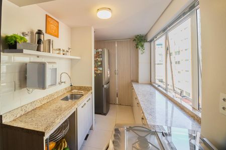 Apartamento à venda com 78m², 2 quartos e 1 vagaCozinha