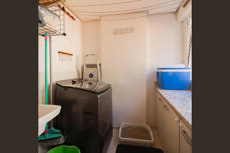 Apartamento à venda com 78m², 2 quartos e 1 vagaÁrea de Serviço