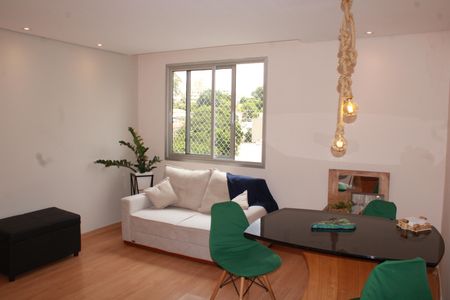 Apartamento à venda com 65m², 2 quartos e 1 vagaSala