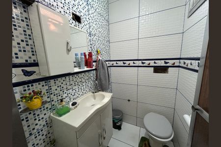 Casa à venda com 350m², 3 quartos e 2 vagasLavabo