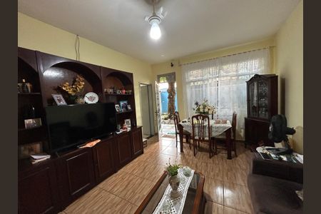 Sala de casa à venda com 3 quartos, 350m² em Pilares, Rio de Janeiro