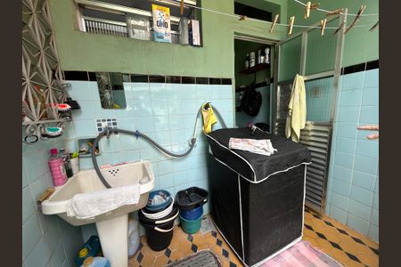 Casa à venda com 350m², 3 quartos e 2 vagasÁrea de Serviço