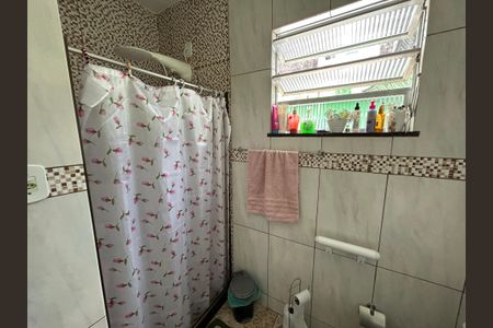 Casa à venda com 350m², 3 quartos e 2 vagasBanheiro