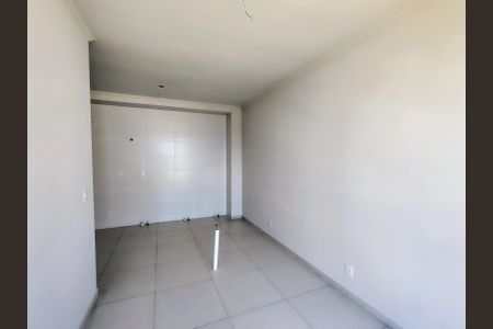 Sala de apartamento para alugar com 2 quartos, 45m² em Serraria, São José