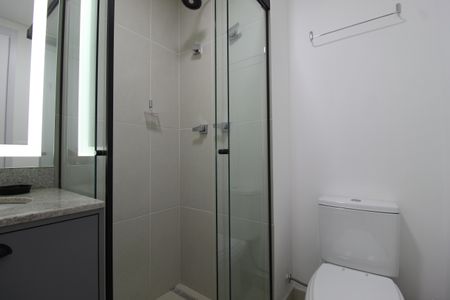 Banheiro de kitnet/studio para alugar com 1 quarto, 25m² em Planalto Paulista, São Paulo
