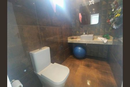 Casa à venda com 560m², 3 quartos e 2 vagasFoto 36