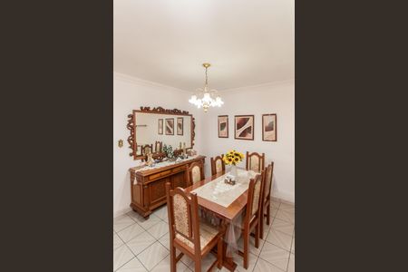 Casa à venda com 263m², 3 quartos e 6 vagas Casa à venda com 263m², 3 quartos e 6 vagasSala de Jantar