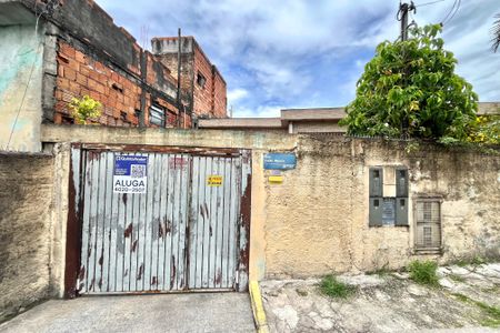 Casa para alugar com 45m², 1 quarto e sem vaga Casa para alugar com 45m², 1 quarto e sem vagaFachada