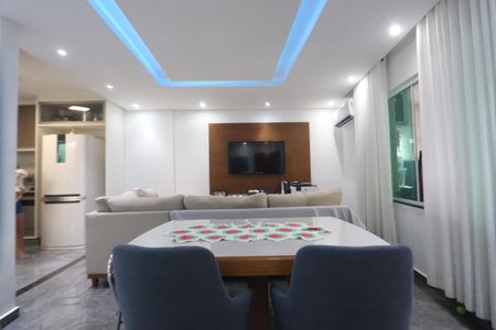 Sala de casa à venda com 2 quartos, 151m² em Parque São Lucas, São Paulo