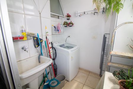 Apartamento para alugar com 80m², 3 quartos e 1 vagaÁrea de Serviço