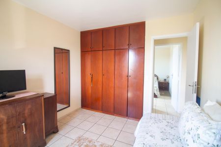 Apartamento para alugar com 80m², 3 quartos e 1 vagaQuarto 2