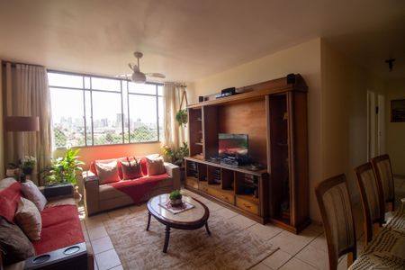 Apartamento para alugar com 80m², 3 quartos e 1 vagaSala