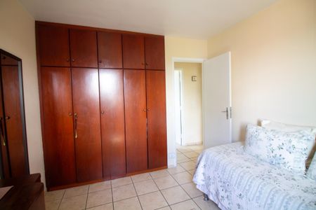 Apartamento para alugar com 80m², 3 quartos e 1 vagaQuarto 2
