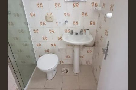 Banheiro 1 de apartamento para alugar com 2 quartos, 79m² em Bela Vista, Porto Alegre