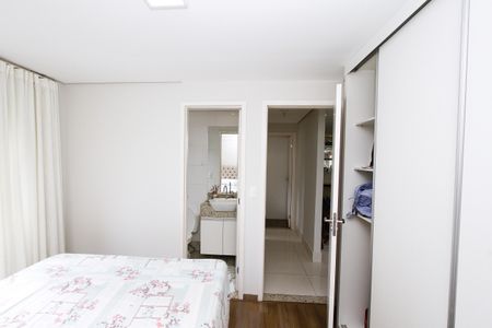 Apartamento para alugar com 74m², 2 quartos e 2 vagasQuarto 1 - Suíte