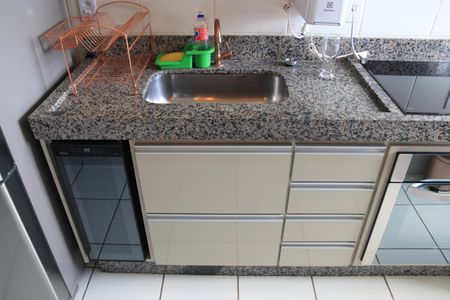 Apartamento para alugar com 54m², 2 quartos e 1 vagaCozinha e Área de Serviço