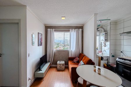 Apartamento para alugar com 38m², 2 quartos e sem vaga Apartamento para alugar com 38m², 2 quartos e sem vagaSala