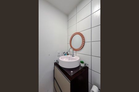 Apartamento para alugar com 38m², 2 quartos e sem vaga Apartamento para alugar com 38m², 2 quartos e sem vagaBanheiro