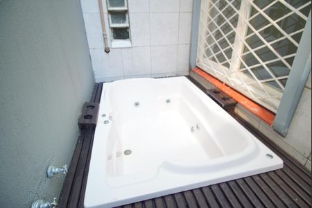 Apartamento para alugar com 98m², 3 quartos e sem vagaJacuzzi