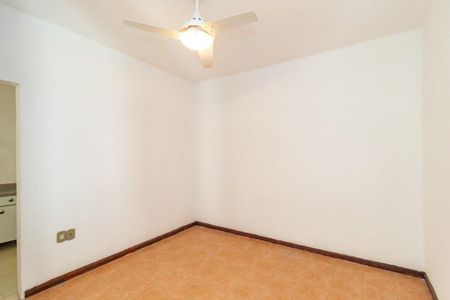 Sala  de apartamento para alugar com 3 quartos, 74m² em Menino Deus, Porto Alegre