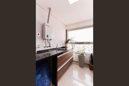 Apartamento para alugar com 70m², 2 quartos e 1 vagaÁrea de serviço