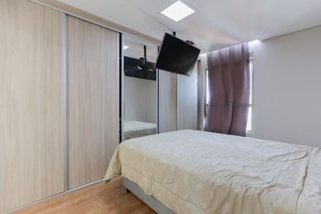 Apartamento para alugar com 70m², 2 quartos e 1 vagaSuíte