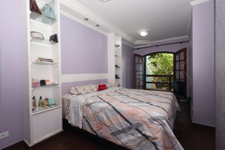 Casa à venda com 205m², 3 quartos e 4 vagasSuíte