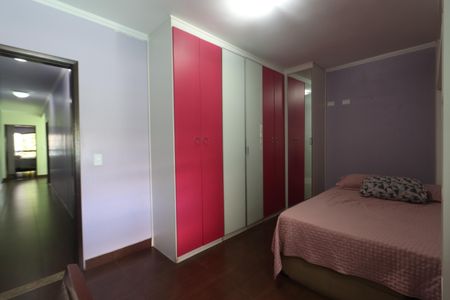 Casa à venda com 205m², 3 quartos e 4 vagasQuarto 3