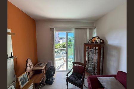 Apartamento à venda com 82m², 2 quartos e 1 vaga Apartamento à venda com 82m², 2 quartos e 1 vagaSala