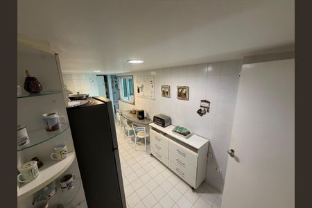 Apartamento à venda com 82m², 2 quartos e 1 vaga Apartamento à venda com 82m², 2 quartos e 1 vagaCozinha