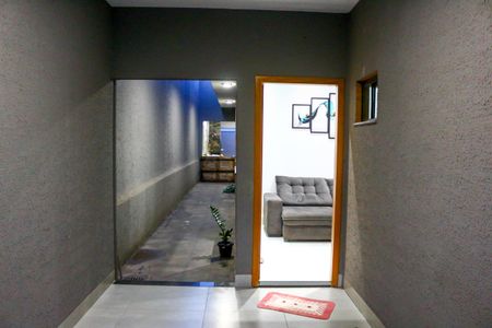 Garagem de casa para alugar com 3 quartos, 160m² em Vila Maria, Aparecida de Goiânia