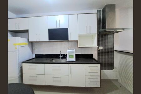 Cozinha de casa à venda com 3 quartos, 125m² em Santa Maria, Osasco