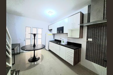 Cozinha de casa à venda com 3 quartos, 125m² em Santa Maria, Osasco