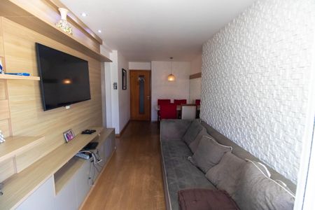 Apartamento para alugar com 70m², 2 quartos e 1 vagaSala