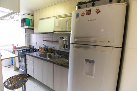 Apartamento para alugar com 70m², 2 quartos e 1 vagaCozinha e Área de Serviço