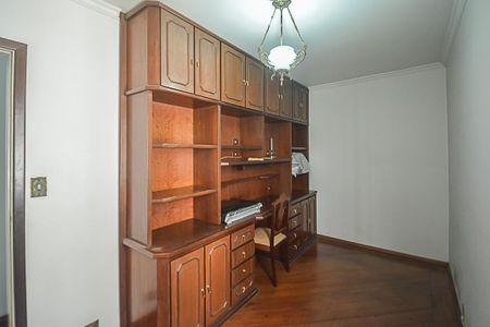Casa à venda com 210m², 3 quartos e 2 vagas Casa à venda com 210m², 3 quartos e 2 vagasQuarto 2