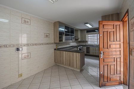 Casa à venda com 210m², 3 quartos e 2 vagas Casa à venda com 210m², 3 quartos e 2 vagasCozinha