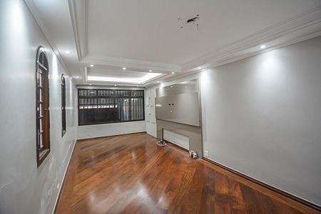 Casa à venda com 210m², 3 quartos e 2 vagas Casa à venda com 210m², 3 quartos e 2 vagasSala