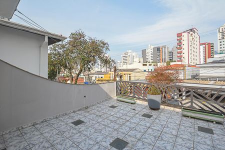 Casa à venda com 210m², 3 quartos e 2 vagas Casa à venda com 210m², 3 quartos e 2 vagasSacada do Quarto Suíte