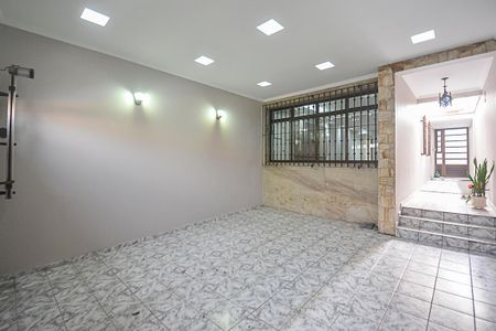 Casa à venda com 210m², 3 quartos e 2 vagas Casa à venda com 210m², 3 quartos e 2 vagasGaragem