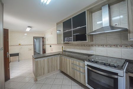 Casa à venda com 210m², 3 quartos e 2 vagas Casa à venda com 210m², 3 quartos e 2 vagasCozinha