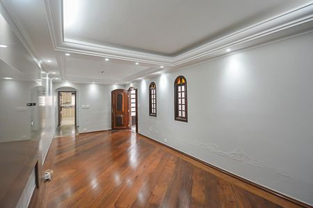 Casa à venda com 210m², 3 quartos e 2 vagas Casa à venda com 210m², 3 quartos e 2 vagasSala