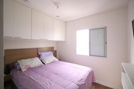 Quarto 2 de apartamento para alugar com 2 quartos, 44m² em Canhema, Diadema