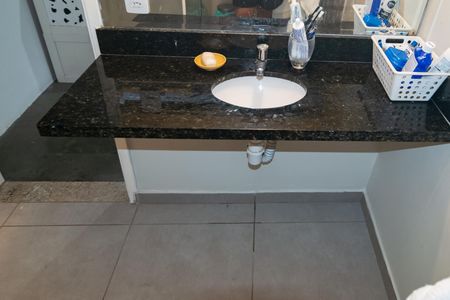 Apartamento para alugar com 148m², 2 quartos e sem vagaBanheiro Quarto 2 - Suíte