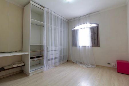Casa para alugar com 140m², 2 quartos e 1 vagaQuarto 1