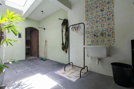 Casa para alugar com 140m², 2 quartos e 1 vagaQuintal e área de serviço