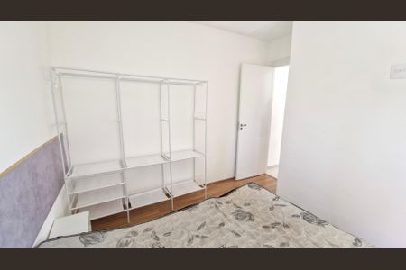 Quarto de apartamento para alugar com 2 quartos, 39m² em Socorro, São Paulo