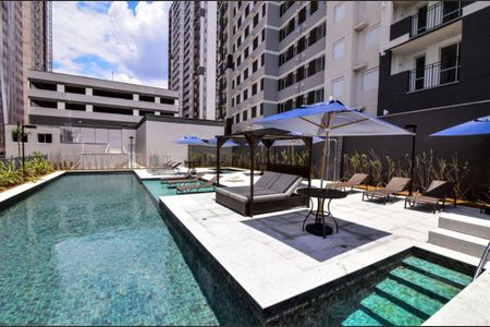Apartamento para alugar com 39m², 2 quartos e sem vaga Apartamento para alugar com 39m², 2 quartos e sem vagaÁrea comum - Piscina