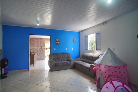 Sala de casa à venda com 3 quartos, 130m² em Feitoria, São Leopoldo