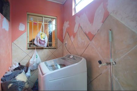 Casa à venda com 130m², 3 quartos e 2 vagasLavanderia